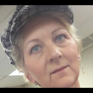 Meet your Posher, Donna